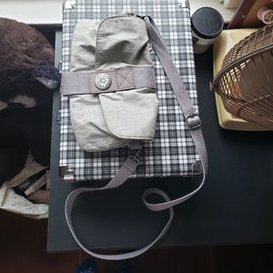 Kipling crossbody